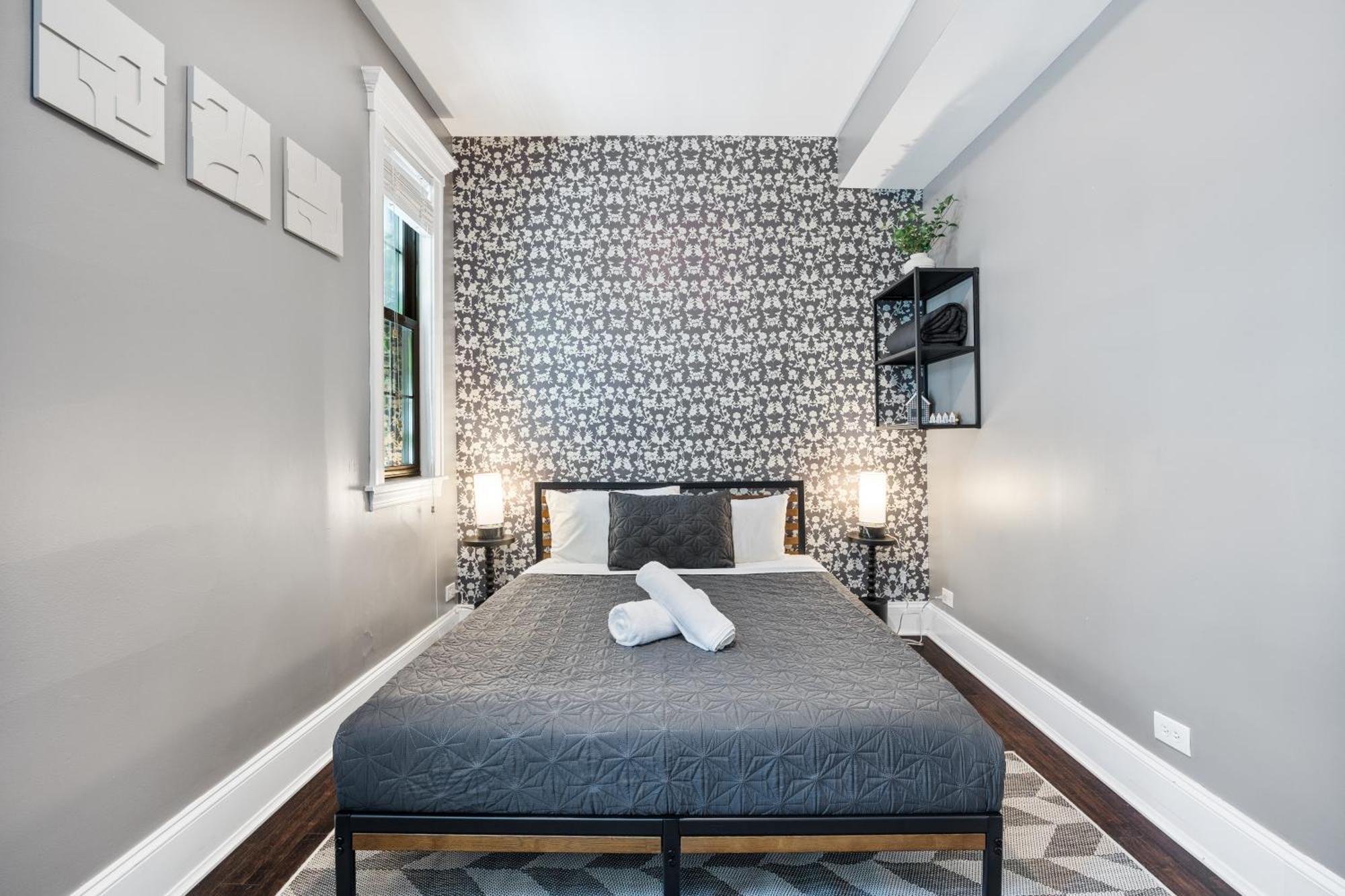 Wrigleyville Suites Chicago Exterior photo